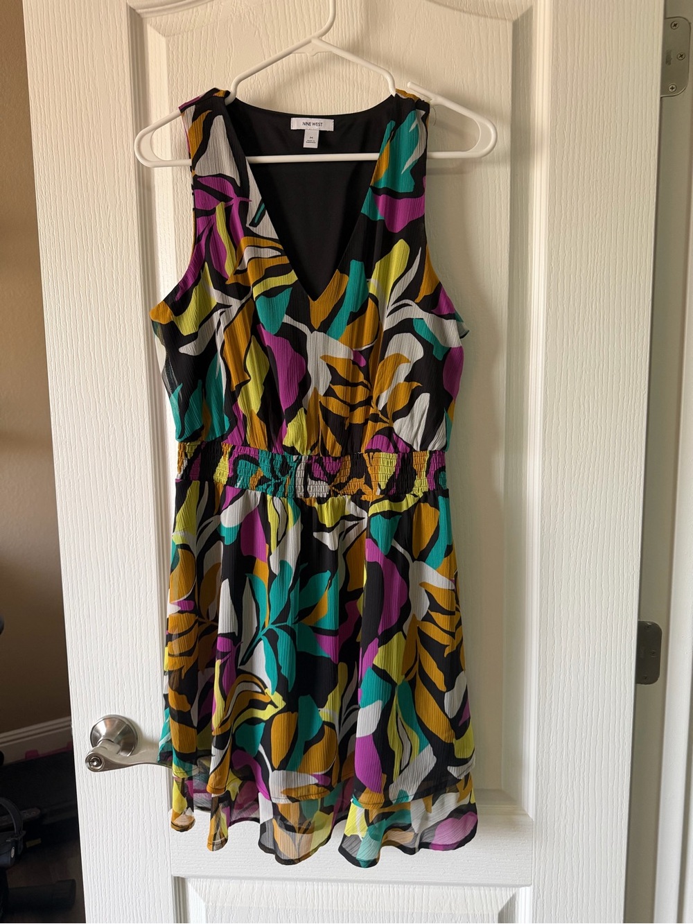 Nine West Black Multicolor V-Neck Sleeveless Mini Dress